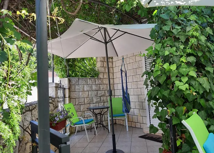 Tania Apartment Hvar Town