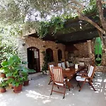 Tania * Hvar Town
