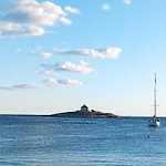 Tania * Hvar Town